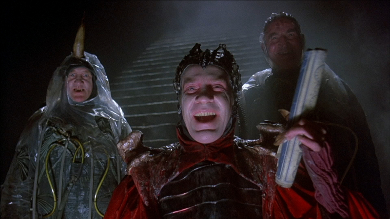 Illustration for article titled 10 Movie Remakes We're Glad Never Happened